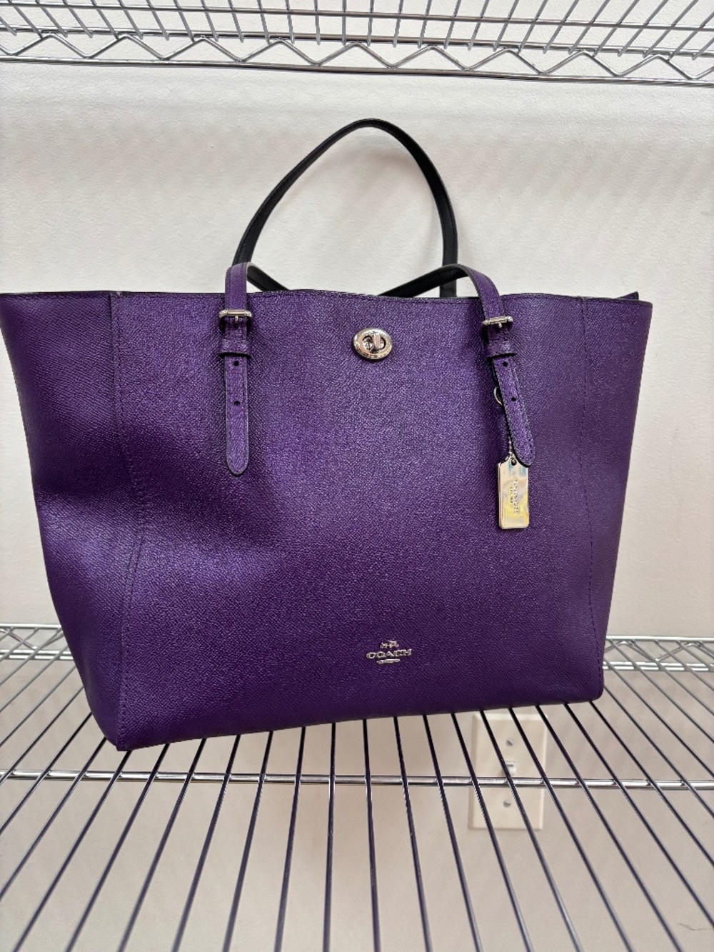 COACH PURPLE TURNLOCK TOTE IN CROSSGRAIN LEATHER